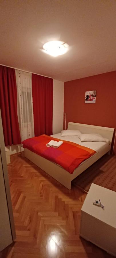 Apartment Nevena Omis Exterior photo