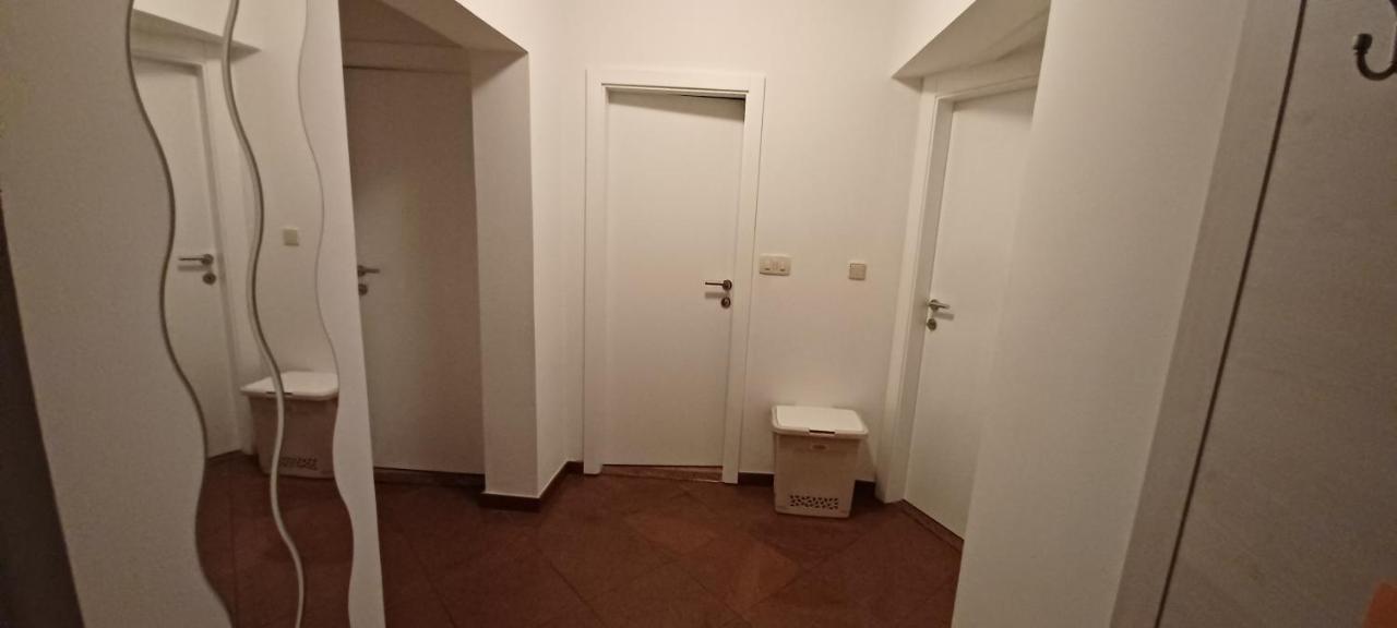 Apartment Nevena Omis Exterior photo