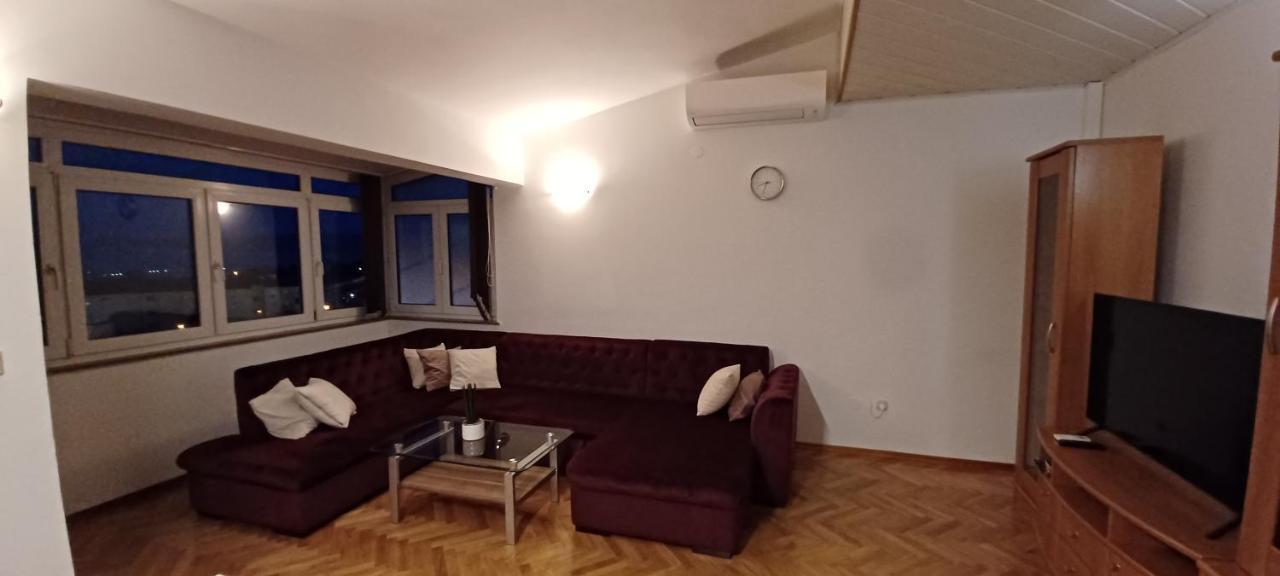 Apartment Nevena Omis Exterior photo
