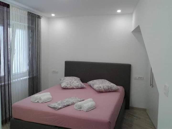 Apartment Nevena Omis Exterior photo
