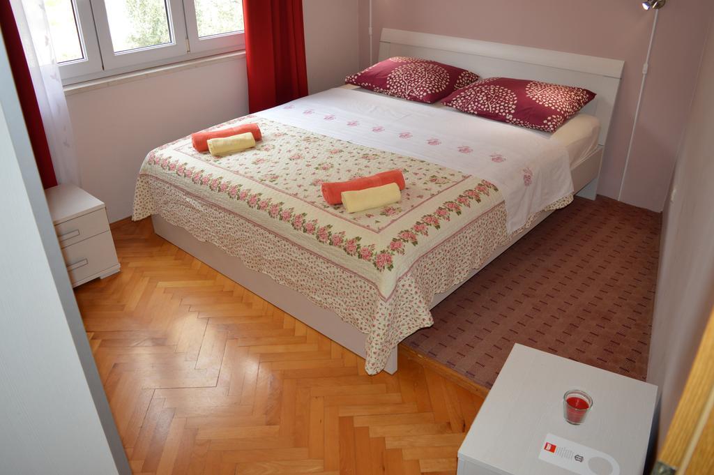 Apartment Nevena Omis Room photo