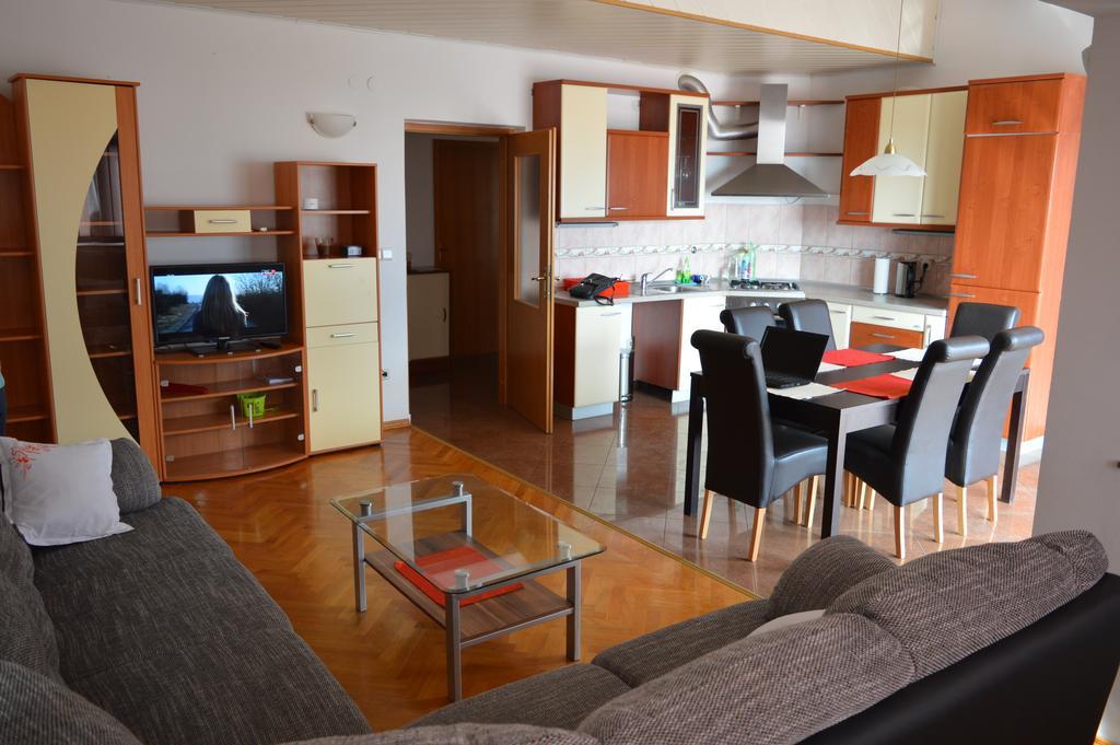 Apartment Nevena Omis Room photo